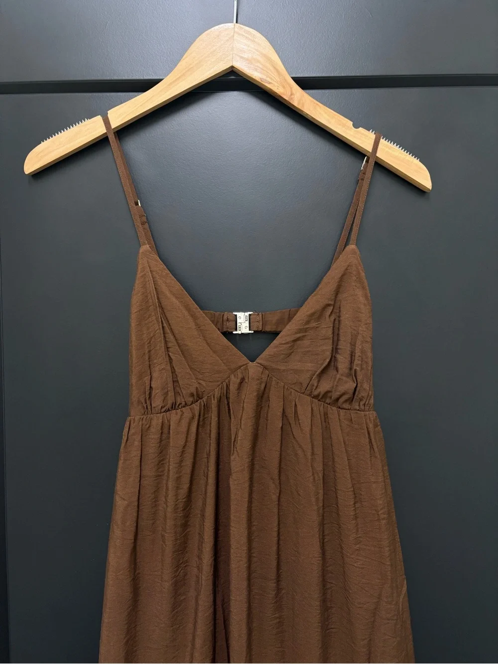Abercrombie & Fitch Brown Bra Free Clasp Back Flowy Maxi Dress Palm Tree